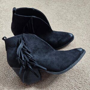 NEW Coconuts by Matisse Black Miranda Fringe Ankle Boot Booties Size 8 M
